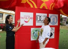 ภูเก็ต-ย่านเมืองเก่าภูเก็ตคึกคัก นักท่องเที่ยวแห่เช็คอิน “ยักษ์ลงกา” แลนด์มาร์กโปรโมตเทศกาลดนตรีระดับนานาชาติ ชูศักยภาพภูเก็ตเมืองอีเวนต์–ซอฟต์พาวเวอร์ไทย