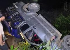 ชุมพร – รถถังน้ำตกเหวพลิกค่ำชาวสวนทุเรียนเดือดร้อนซ้ำแล้วซ้ำอีก