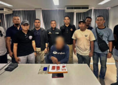 ชุมพร –  เปิดปฏิบัติการล่าขบวนการยานรก รวบหนุ่มท่าแซะพร้อมยาบ้า 198 เม็ด ซุกกางเกง เจ้าตัวอ้าง “ซื้อมาเสพ” ตำรวจลั่นขยายผลถึงต้นตอ