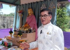 ฮือฮาทั้งประเทศ! เปิดตำนานลี้ลับ “เจ้าแม่ร้านตัดผม” สายมูแห่กราบไม่ขาดสาย คอหวยลุ้นเลขเด็ดสะเทือนงวดนี้!