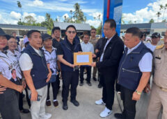 ชุมพร –  รมช.มหาดไทยลุยชุมพร! สั่งเร่งแก้น้ำท่วม-ตลิ่งพัง จัดสรรที่ดิน 8,000 ไร่คืนคนจน ชี้ชะตาพื้นที่อยู่ที่ประชาชนร่วมกำหนด