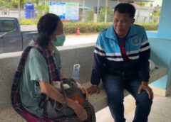 ชุมพร – สะเทือนใจ! ยายวัย 77 วอนรัฐช่วยครอบครัว ลูกสาวป่วยหนัก–หลานคนเล็กไร้ทุนเรียน หวั่นอนาคตดับ