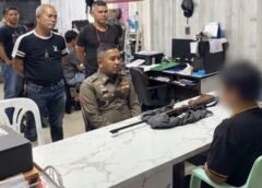 ชุมพรเดือด! หลานเขยคลั่งถือมีด–ท่อนเหล็ก ฟาดลูกน้องเจ็บสาหัส บุกประชิดอาเขยเจ้าของอู่ สุดทนชักปืนลูกกรดยิv 3 นัดดับคาที่ ก่อนยืนรอมอบตัว